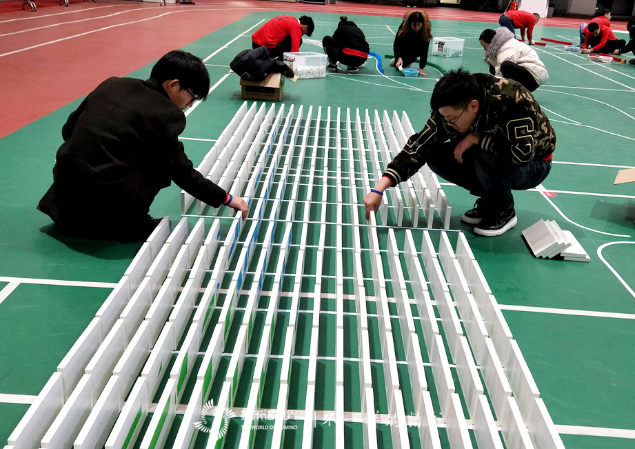 坚定梦想，再创辉煌-广联达北京分公司2019年会多米诺团队大挑战