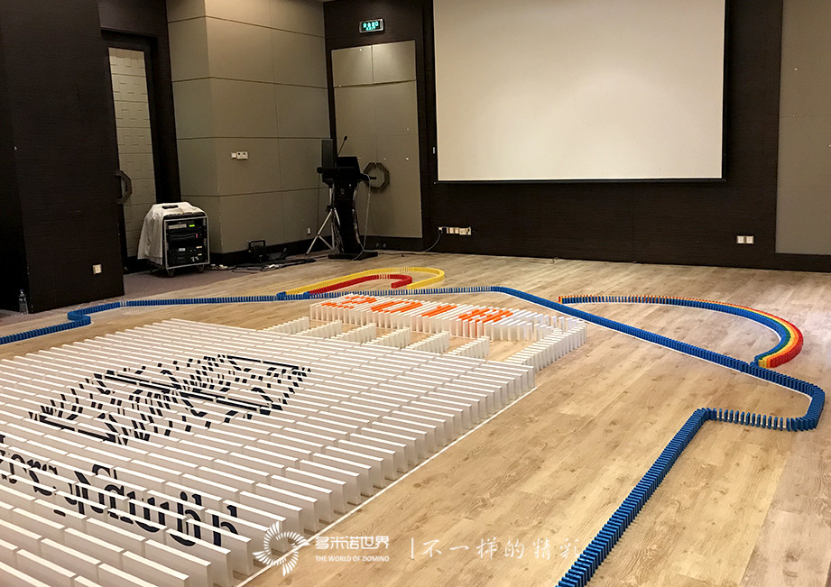 施贵宝再次组队向多米诺运动发起挑战