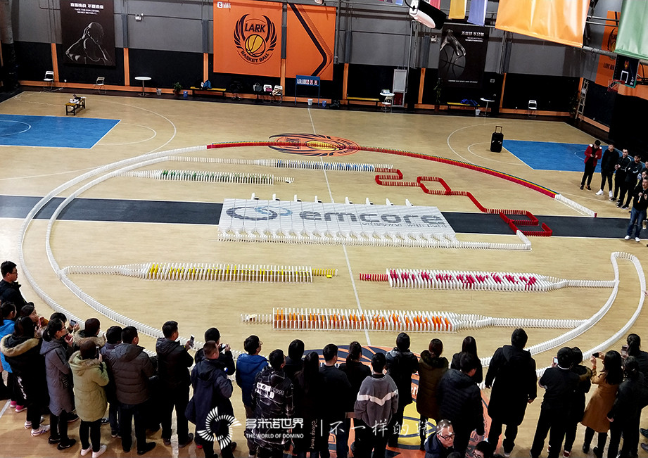 安科光电多米诺团队大挑战